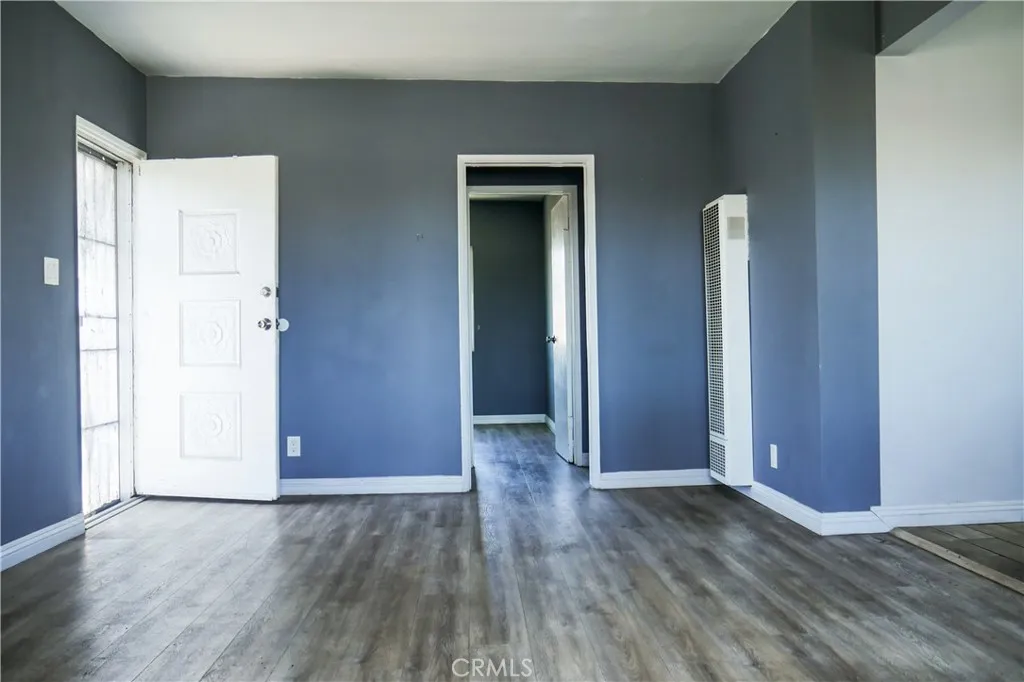 431 W 81st St, Los Angeles, California 90003 home-pic-8